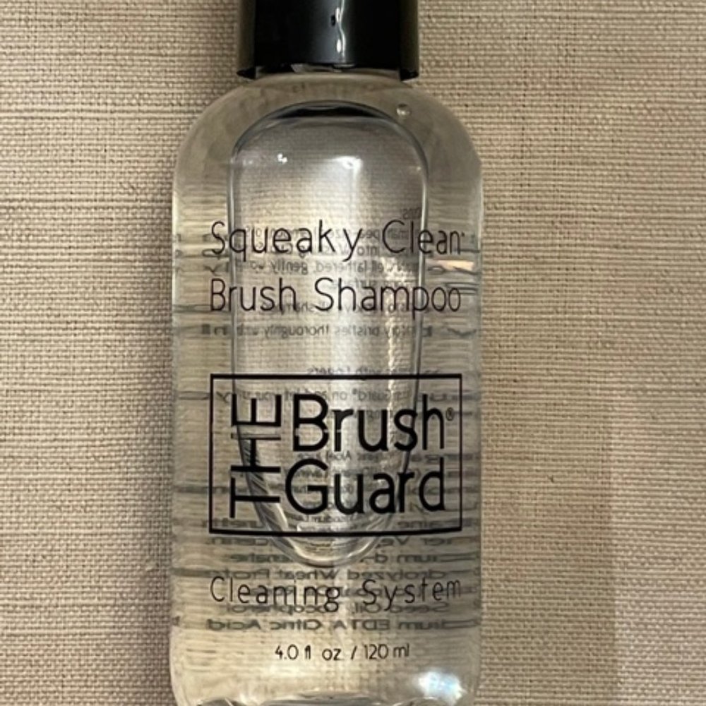 Brush shampoo
